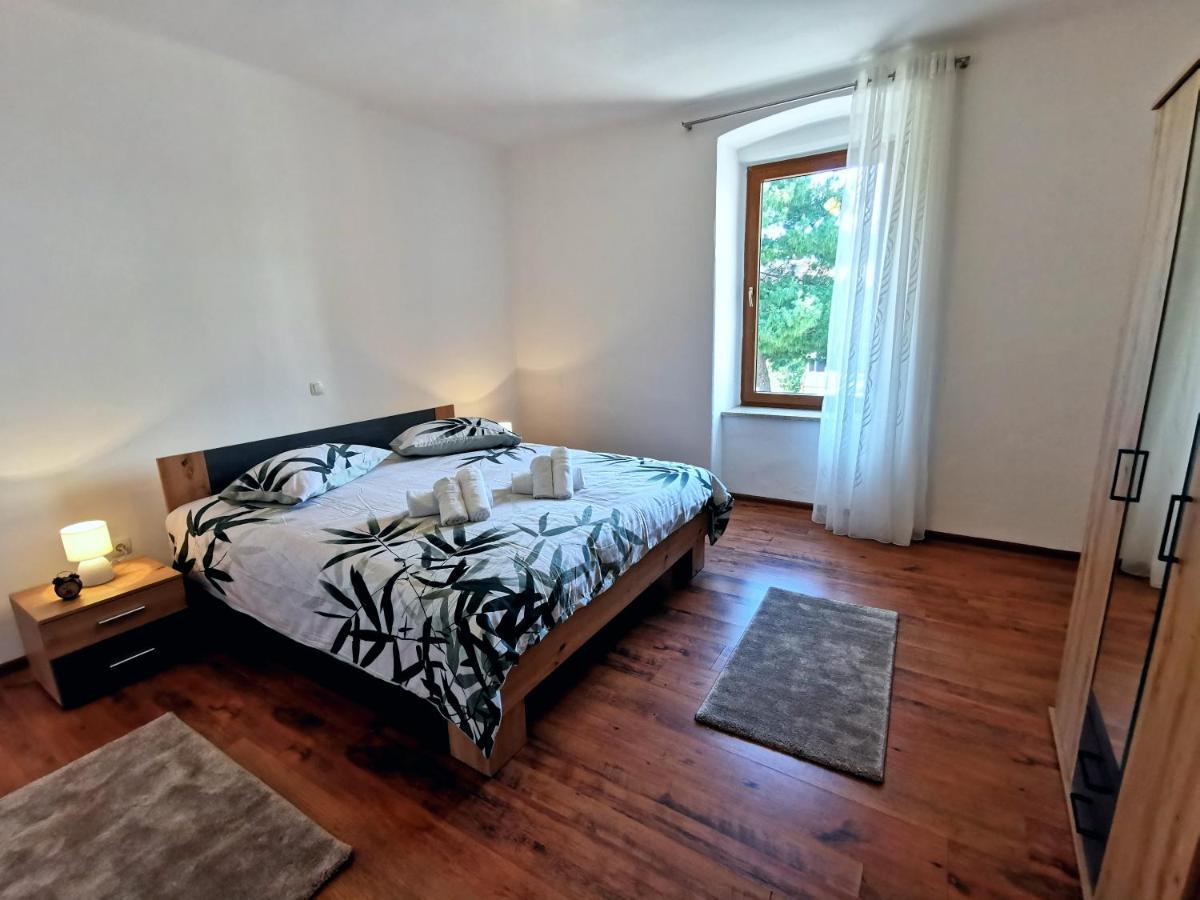 Parun Apartamento PUY Exterior foto