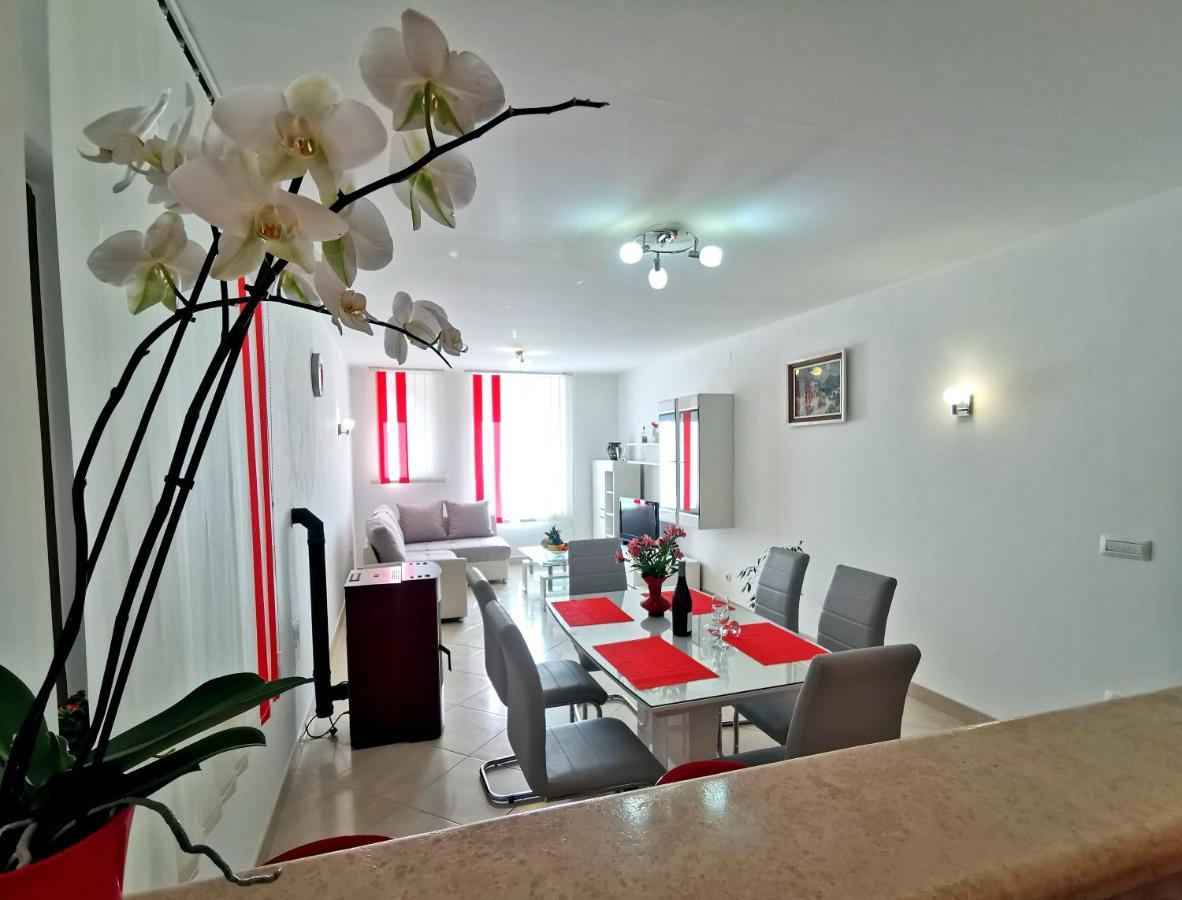 Parun Apartamento PUY Exterior foto